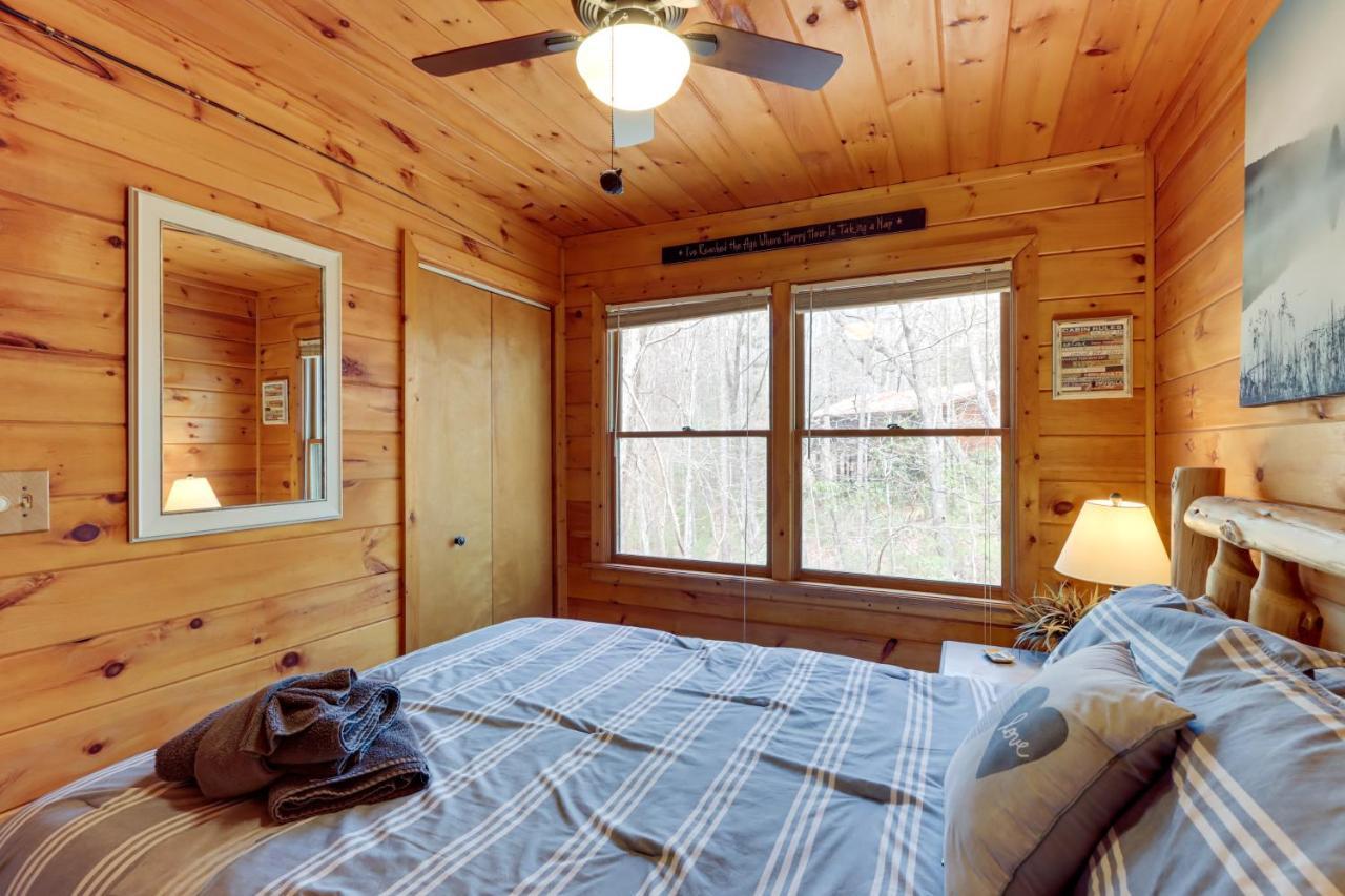 Blue Ridge Cozy Cabin In The Woods With Hot Tub! Bagian luar foto